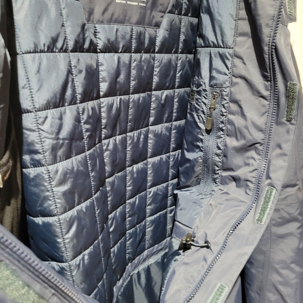 L.L. BEAN Rugged Ridge Parka - Picture 11 of 13